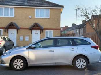 Used Toyota Auris 2015 for sale - 73757102: Photo