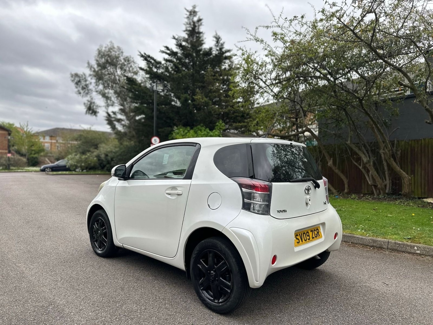Used Toyota IQ 2009 for sale - 76350668: Photo 7