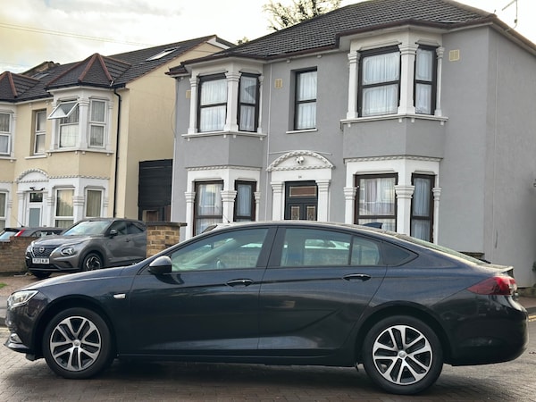 Used Vauxhall Insignia 2017 for sale - 76323756: Photo 7
