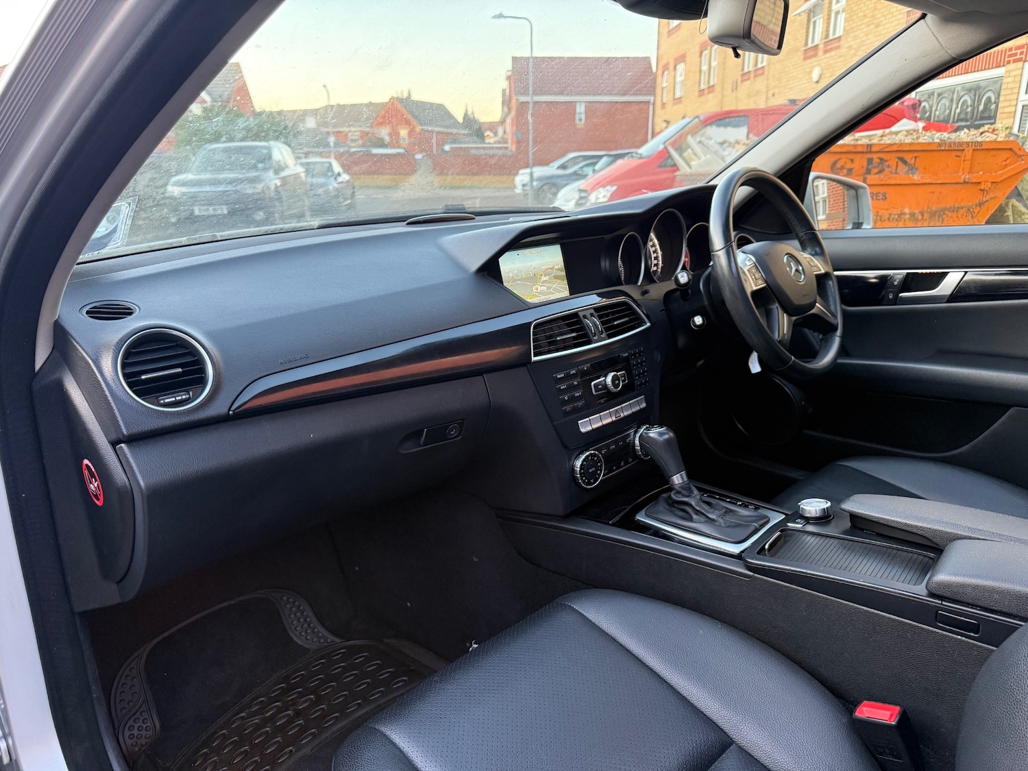 Used Mercedes-Benz C Class 2014 for sale - 76380342: Photo 10