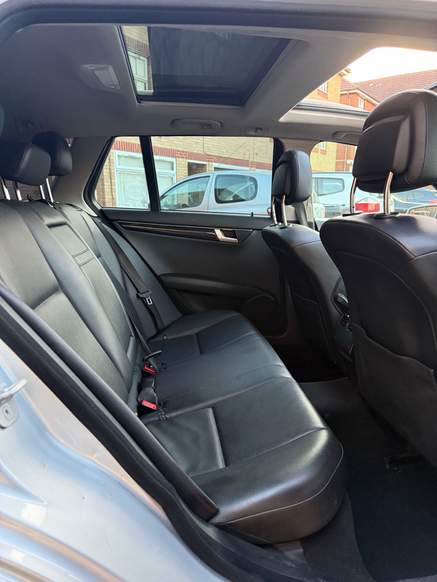 Used Mercedes-Benz C Class 2014 for sale - 76380342: Photo 12