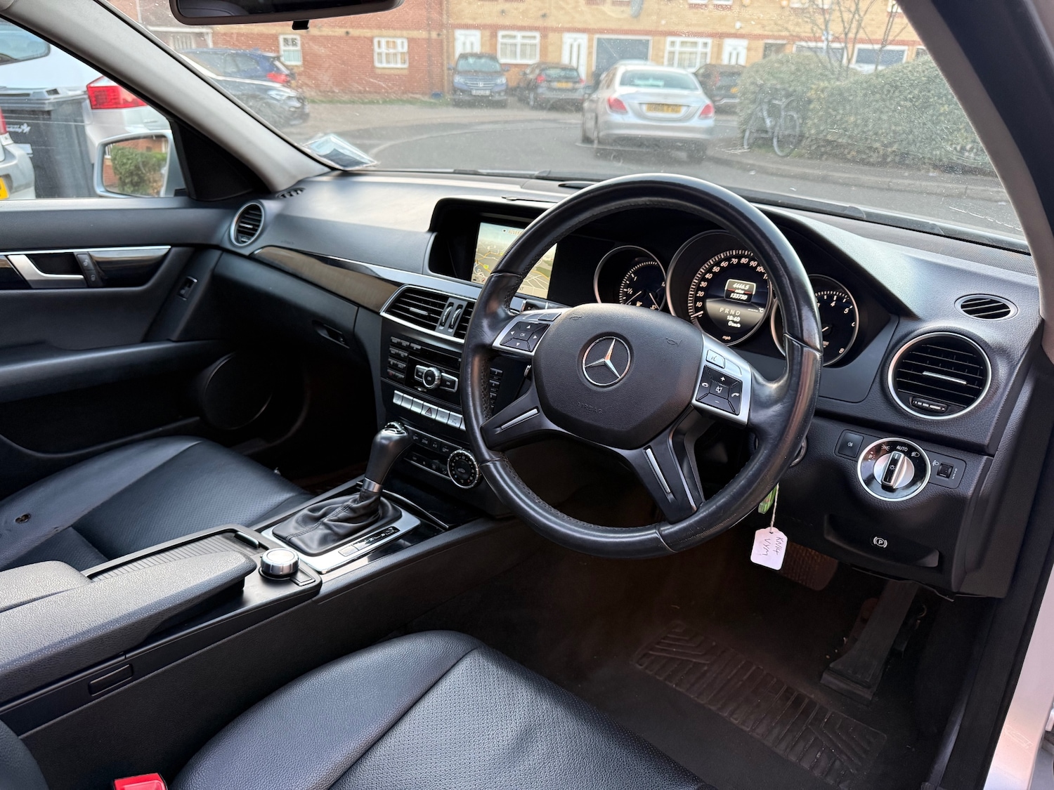 Used Mercedes-Benz C Class 2014 for sale - 76380342: Photo 9