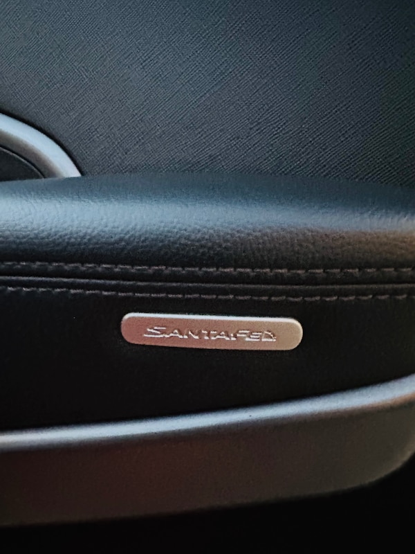 Used Hyundai Santa Fe 2015 for sale - 76070525: Photo 24