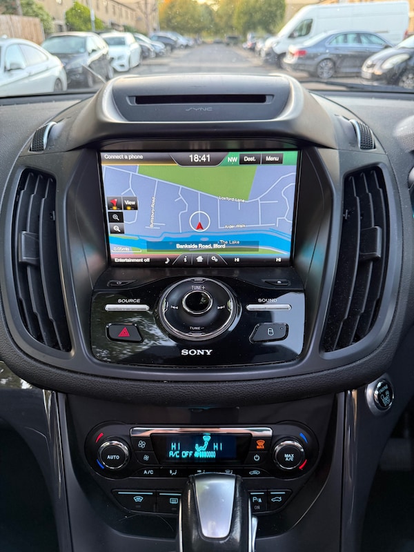 Used Ford Kuga 2015 for sale - 76030271: Photo 15