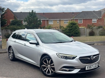 Vauxhall - Insignia