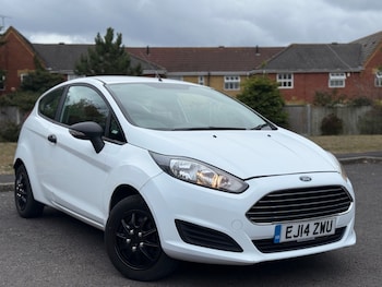 Used Ford Fiesta 2014 for sale - 75703001: Photo