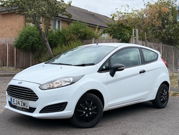 Used Ford Fiesta 2014 for sale - 75703001: Photo