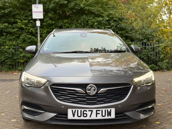 Used Vauxhall Insignia 2018 for sale - 76196415: Photo 2