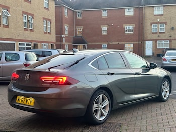 Used Vauxhall Insignia 2017 for sale - 75925342: Photo