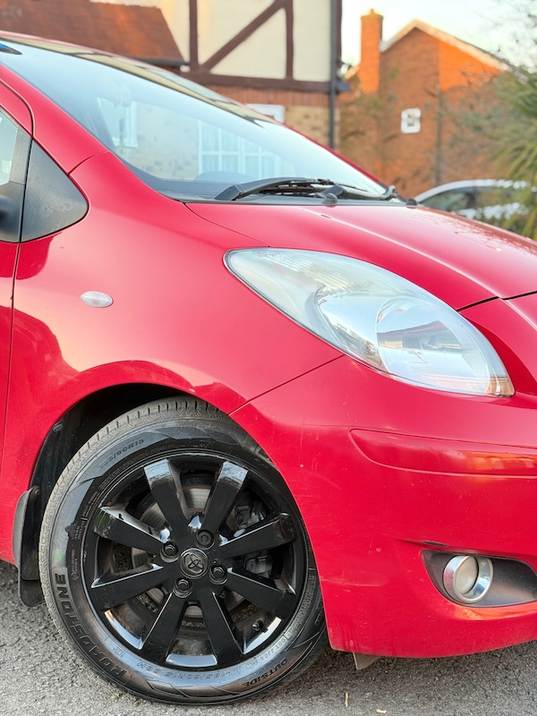 Used Toyota Yaris 2011 for sale - 73928918: Photo 20