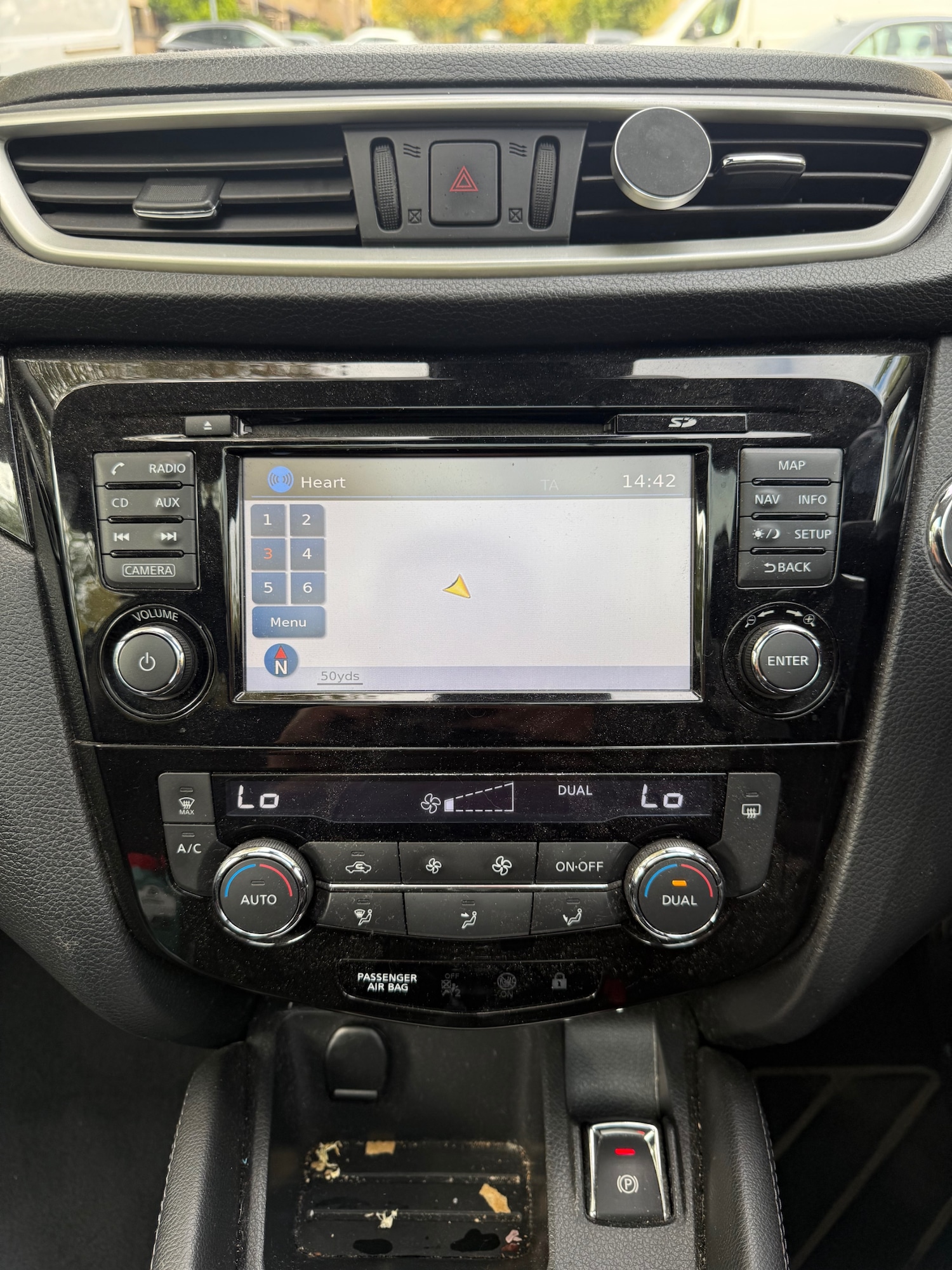 Used Nissan Qashqai 2014 for sale - 76207517: Photo 15