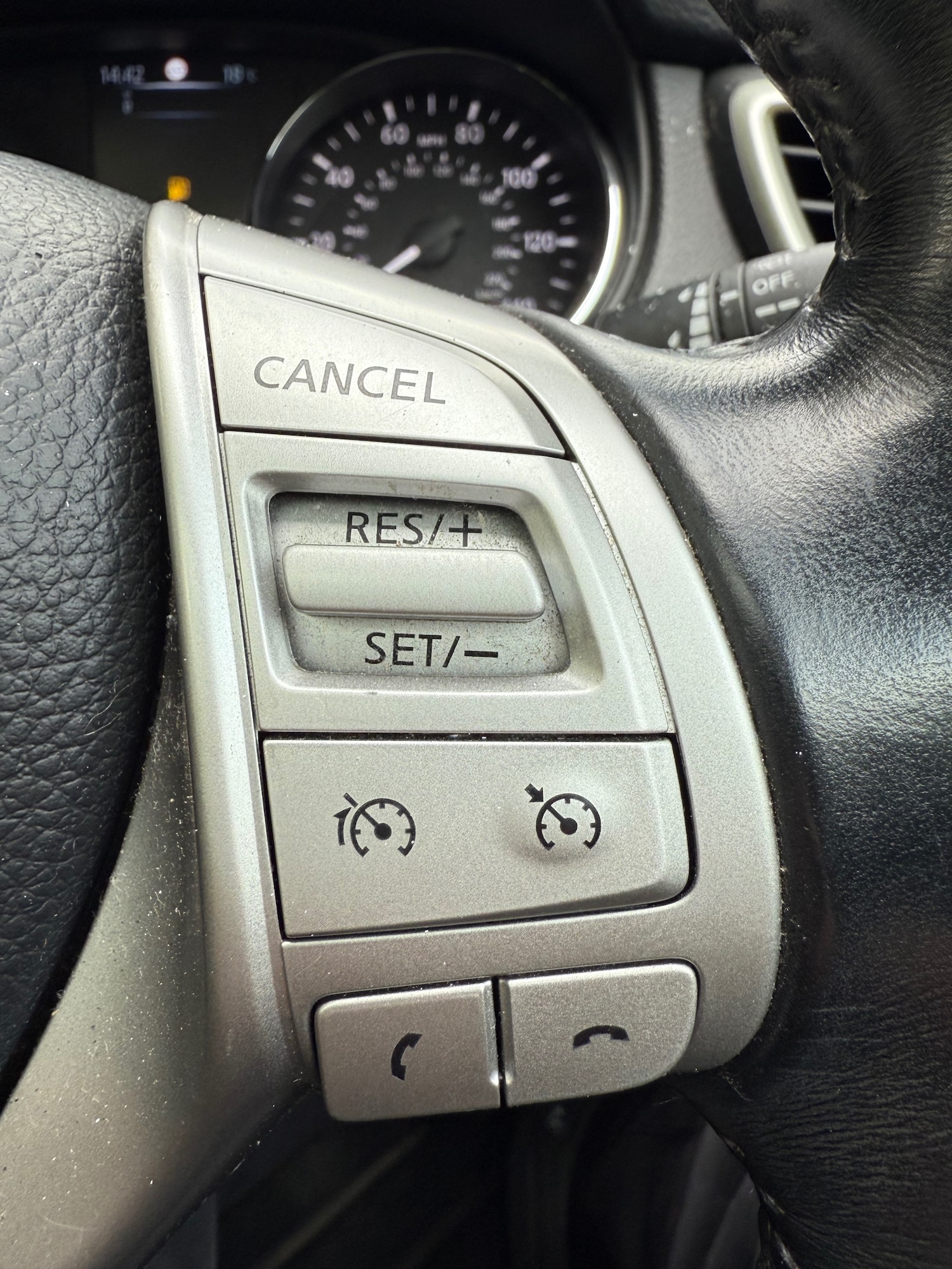 Used Nissan Qashqai 2014 for sale - 76207517: Photo 18