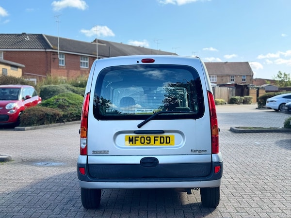 Used Renault Kangoo 2009 for sale - 76340044: Photo 5