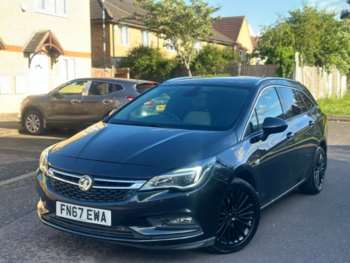 2017 (67) - 1.6 CDTi 16V 136 Elite Nav 5dr