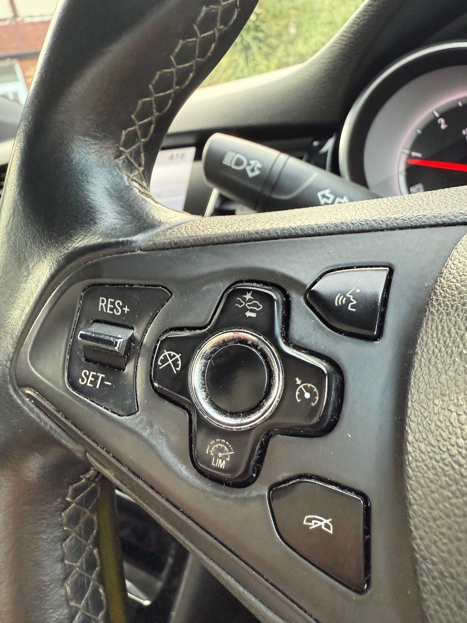 Used Vauxhall Astra 2016 for sale - 76350920: Photo 16