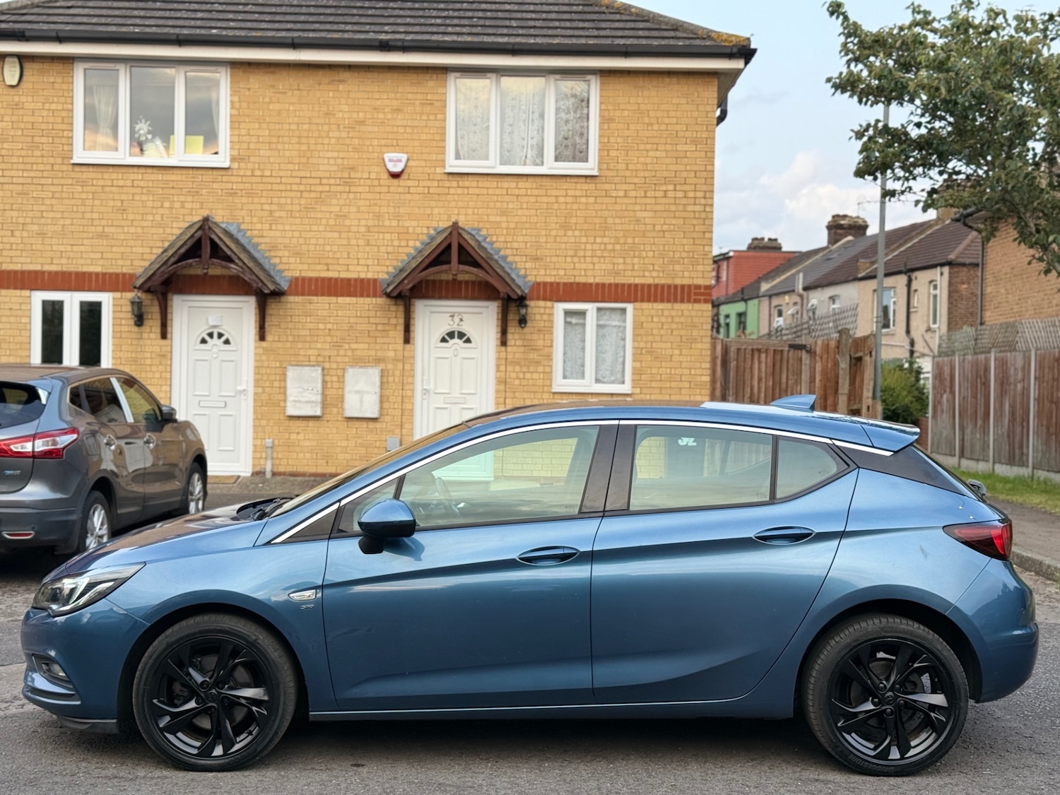 Used Vauxhall Astra 2016 for sale - 76350920: Photo 4