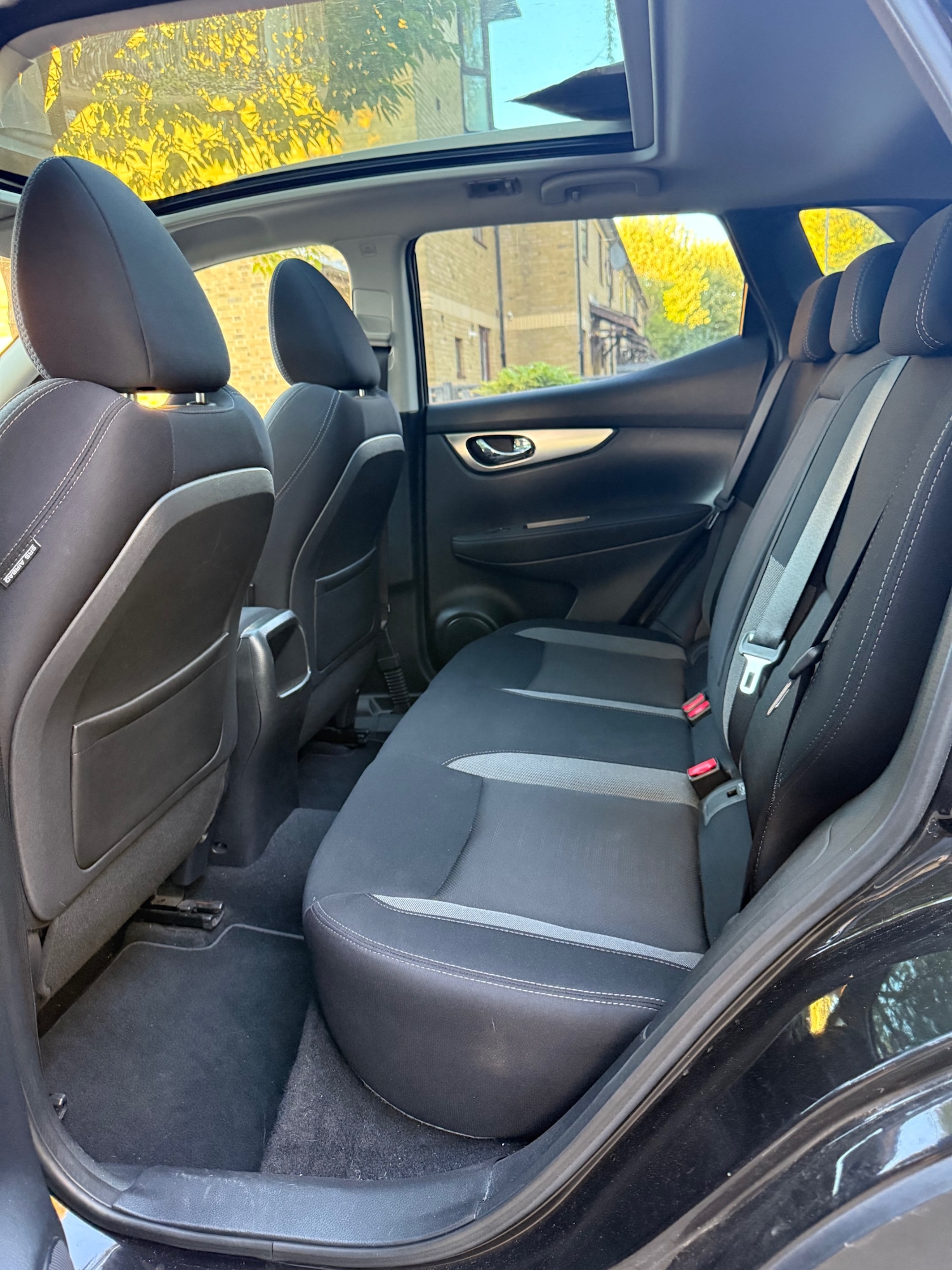 Used Nissan Qashqai 2017 for sale - 76187332: Photo 11