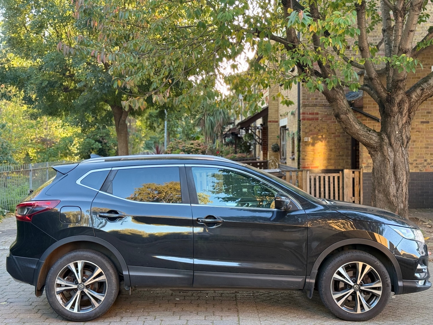 Used Nissan Qashqai 2017 for sale - 76187332: Photo 8