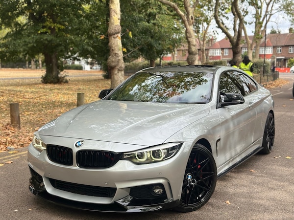Used BMW 4 Series 2018 for sale - 75702464: Photo 1