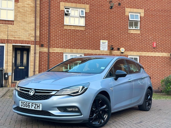 Used Vauxhall Astra 2016 for sale - 74136505: Photo 1