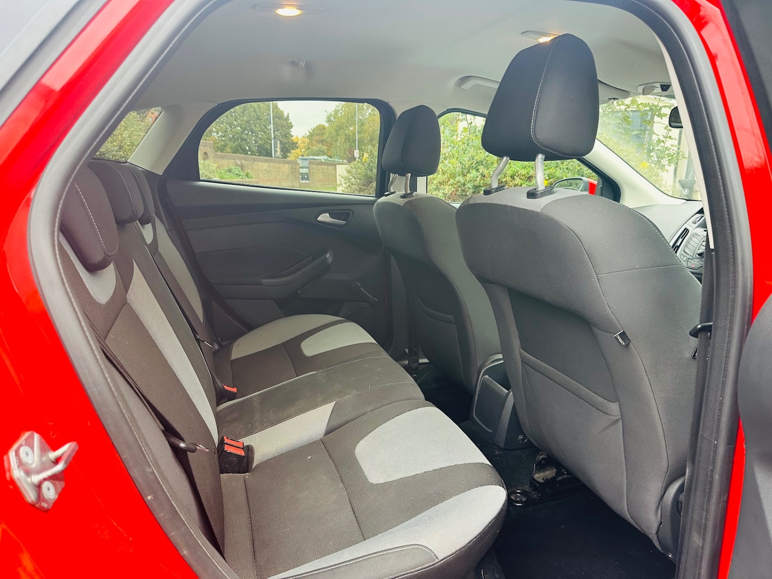 Used Ford Focus 2013 for sale - 76192931: Photo 15
