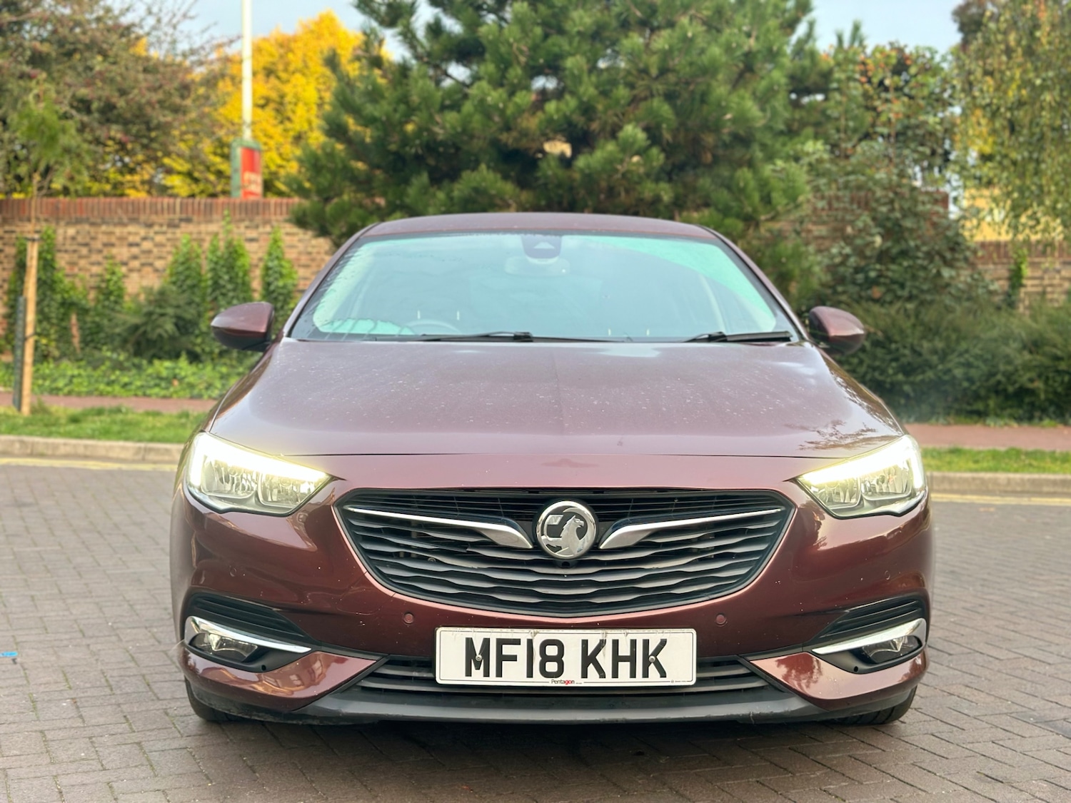 Used Vauxhall Insignia 2018 for sale - 76125532: Photo 2