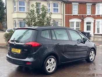 Used Vauxhall Zafira 2015 for sale - 76404478: Photo