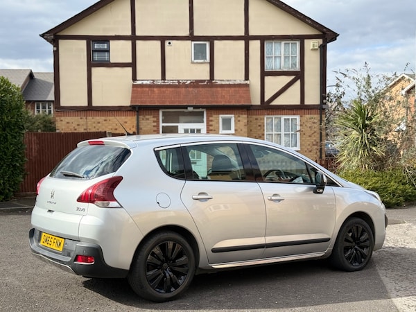 Used Peugeot 3008 2015 for sale - 74045580: Photo 7