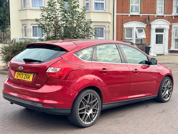 Used Ford Focus 2013 for sale - 76143515: Photo 4