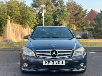 Used Mercedes-Benz C-Class 2010 for sale - 76093891: Photo 2