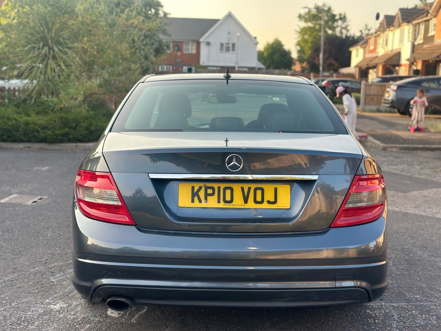 Used Mercedes-Benz C-Class 2010 for sale - 76093891: Photo 6
