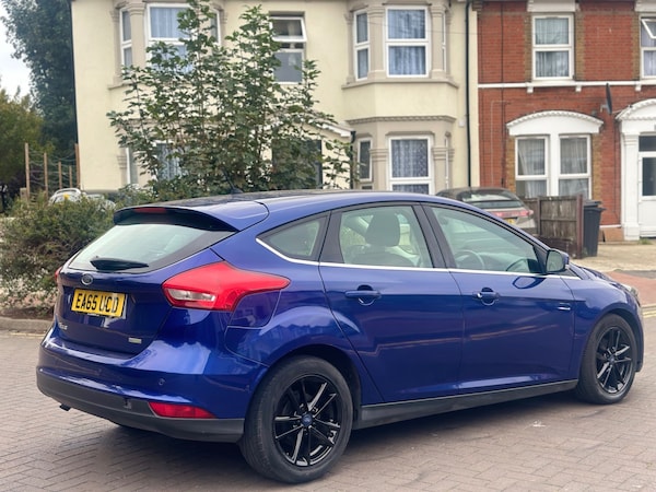 Used Ford Focus 2015 for sale - 76257947: Photo 4