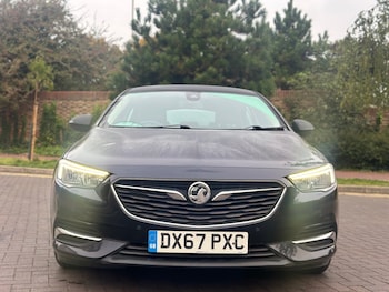 Used Vauxhall Insignia 2017 for sale - 76141164: Photo