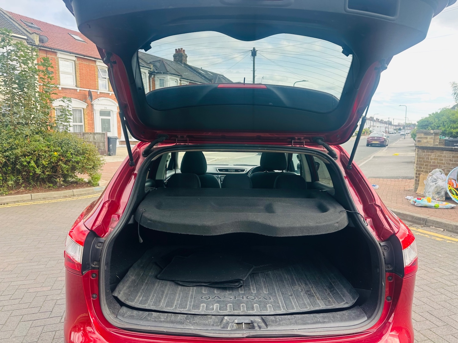 Used Nissan Qashqai 2015 for sale - 76195874: Photo 12