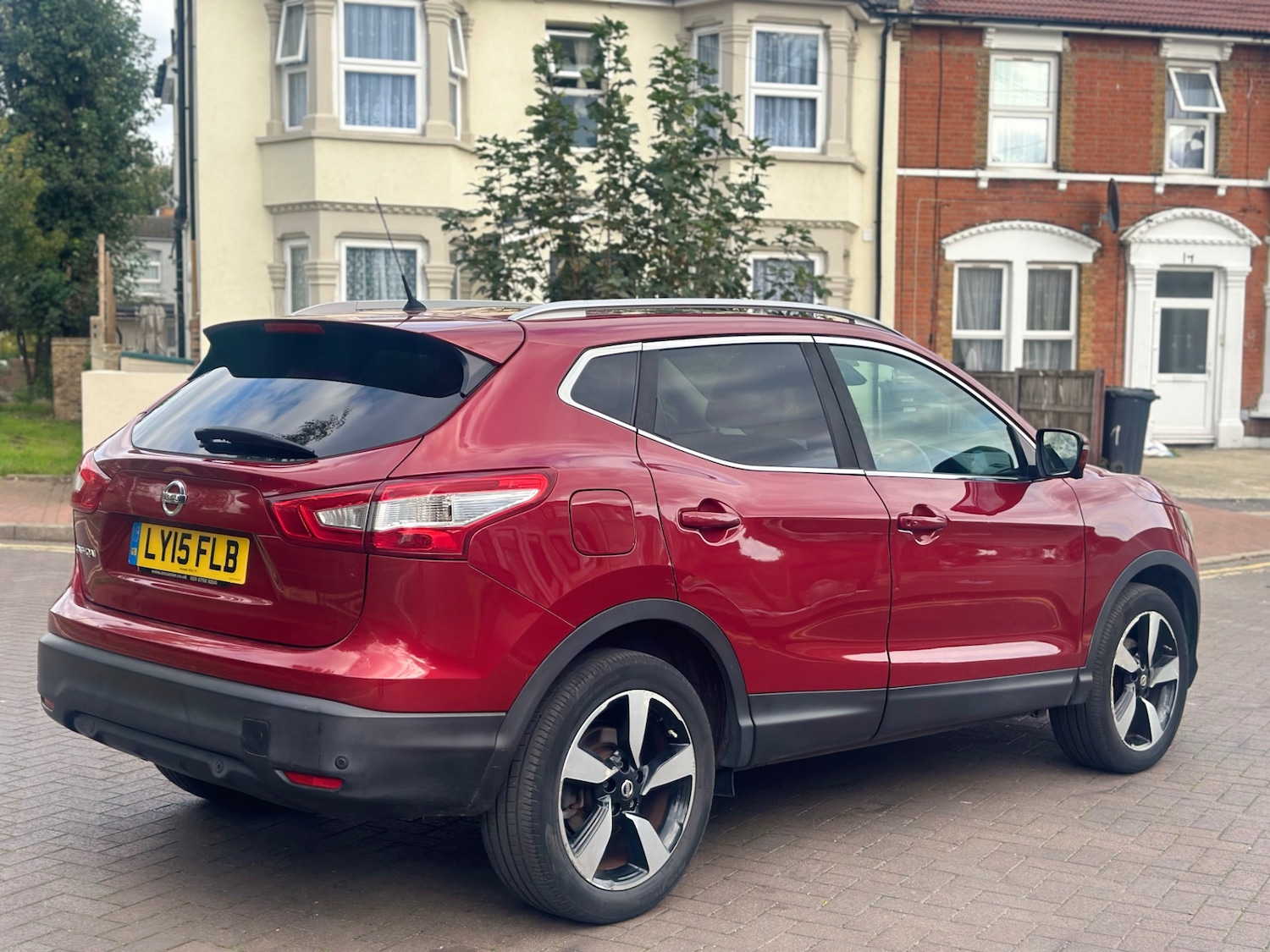 Used Nissan Qashqai 2015 for sale - 76195874: Photo 5