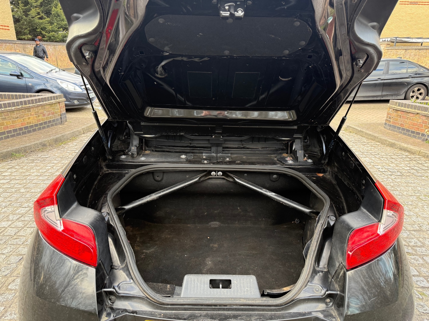 Vehicle 19