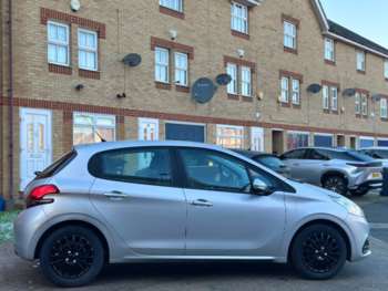 Used Peugeot 208 2016 for sale - 74427357: Photo