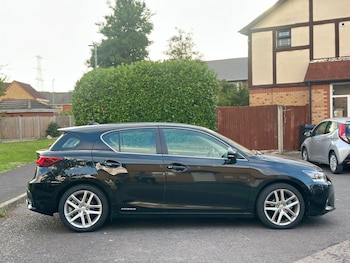 Used Lexus CT 2018 for sale - 75479064: Photo