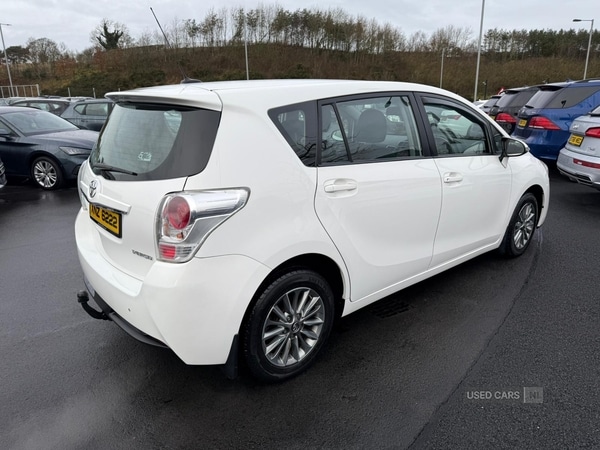 Used Toyota Verso 2018 for sale - 77144771: Photo 2