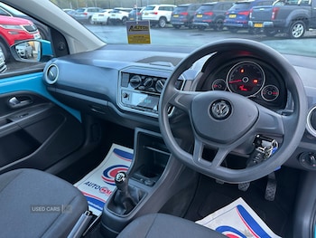 Used Volkswagen up! 2016 for sale - 76410001: Photo