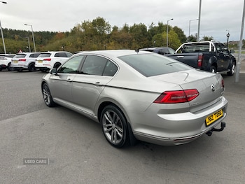 Used Volkswagen Passat 2017 for sale - 76240656: Photo 2