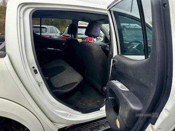 Used Mitsubishi L200 2014 for sale - 77121055: Photo