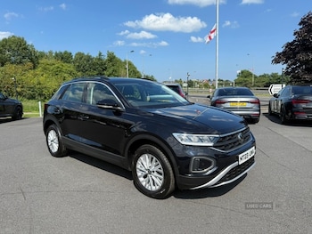 Used Volkswagen T-Roc 2023 for sale - 79554340: Photo