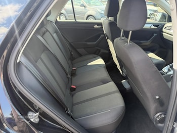 Used Volkswagen T-Roc 2023 for sale - 79554340: Photo