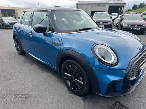 Used MINI Hatch 2021 for sale - 76153458: Photo 1