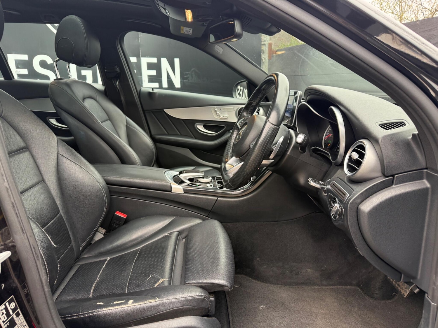 Used Mercedes-Benz C Class for sale - 77798900: Photo 11