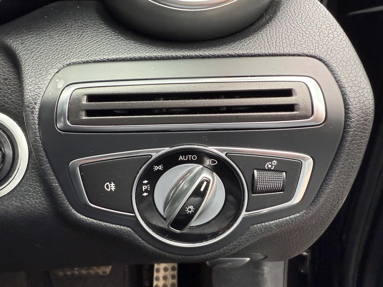 Used Mercedes-Benz C Class for sale - 77798900: Photo 17