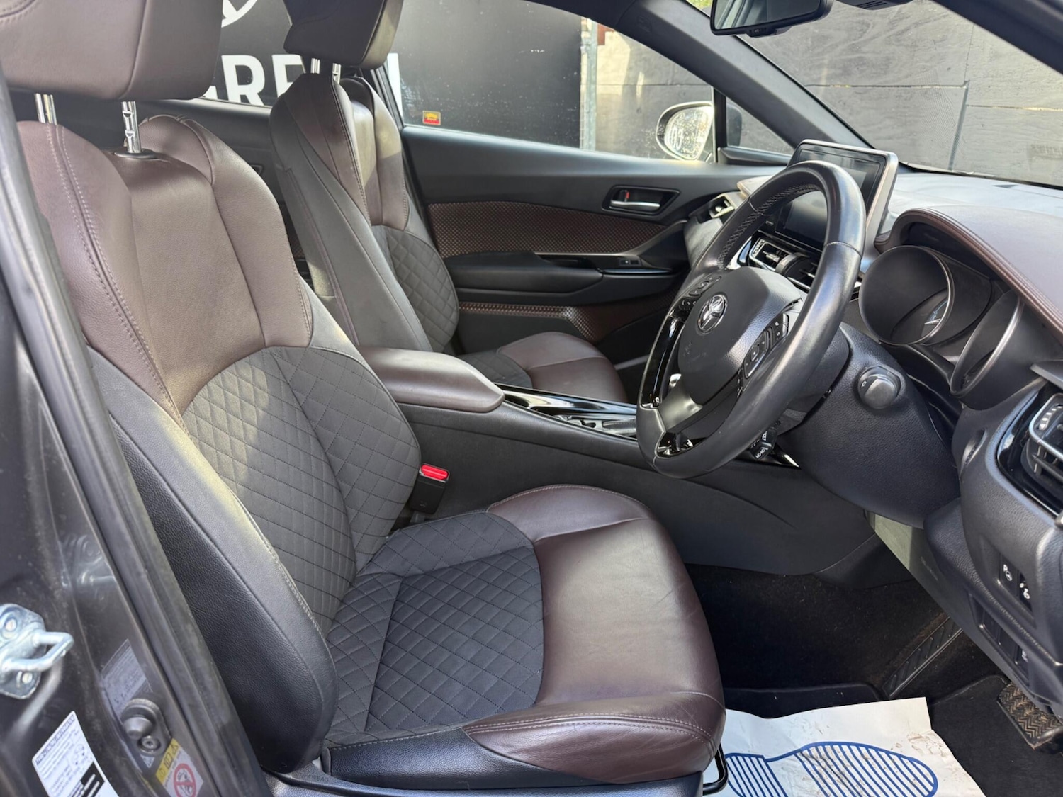 Used Toyota C-HR 2018 for sale - 77524420: Photo 16