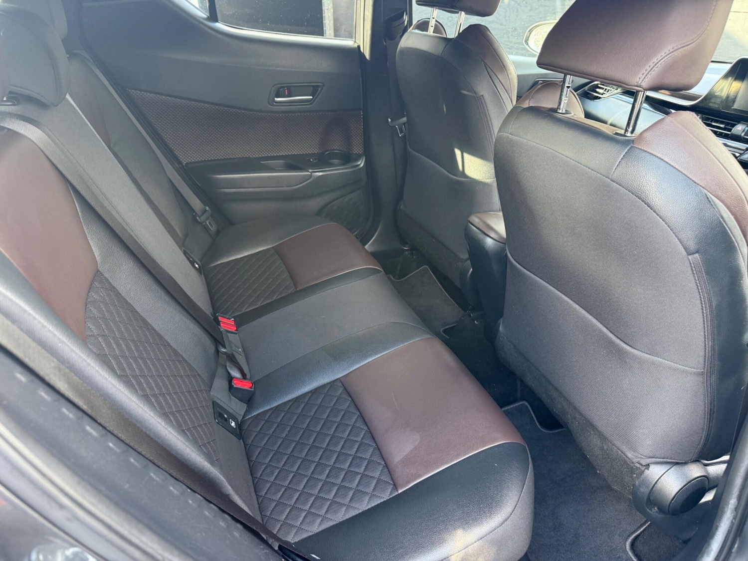 Used Toyota C-HR 2018 for sale - 77524420: Photo 20