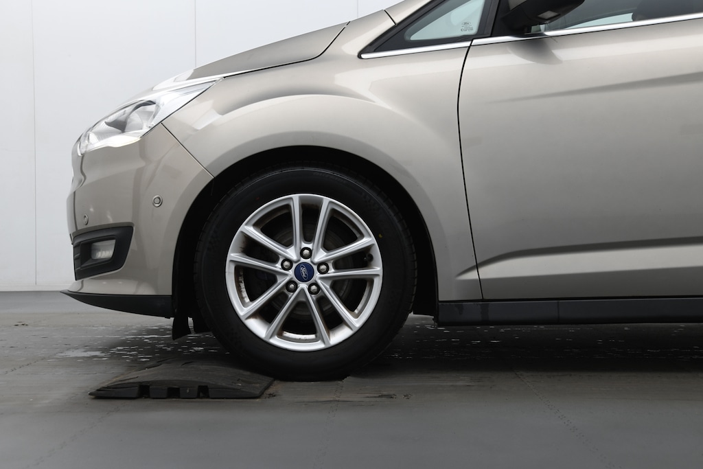 Used Ford Grand C-Max 2016 for sale - 77934793: Photo 9